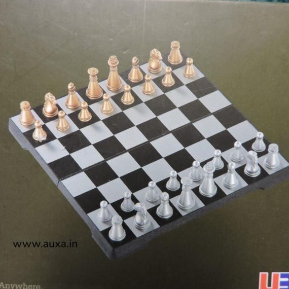 Magnetic Travel Chess Set